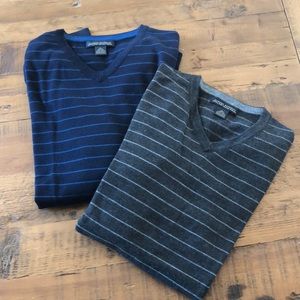 Two like new Banana Republic men’s Extra Fine Merino Wool sweaters, size L